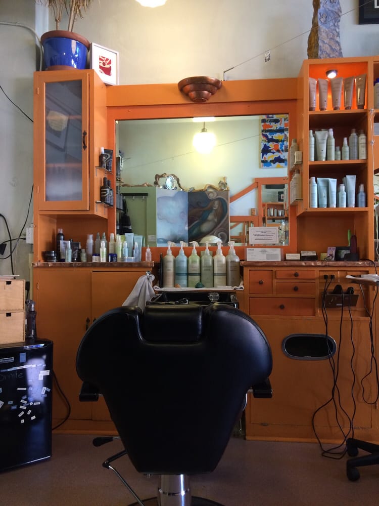 TWO WOMEN DOING HAIR Updated August 2024 15 Reviews 309 D St