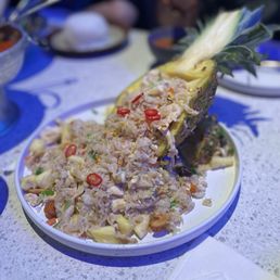 Pineapple Fried Rice W/ Cashews