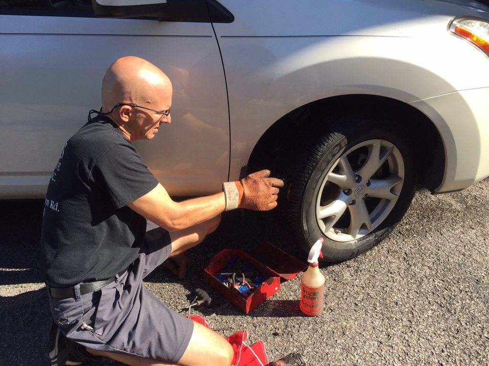Gates Automotive 12 Photos 33 Reviews Auto Repair 1546 Bardstown Rd Highlands Deer Park Louisville Ky Phone Number Yelp