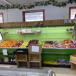 Joe Lee's Blue Ridge Grocery - Wonderful assortment of fresh fruit!