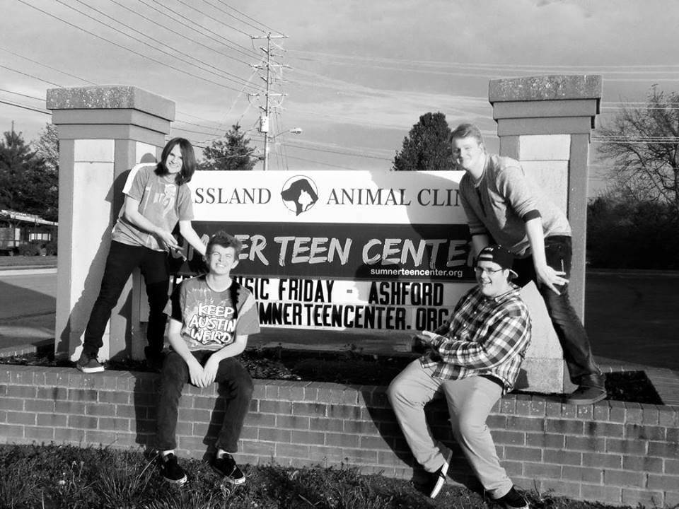 Sumner Teen Center Logo