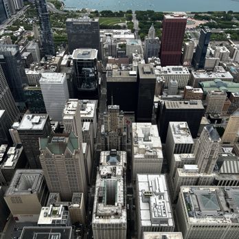 Skydeck Chicago - Observatories Near Me - Chicago, Illinois