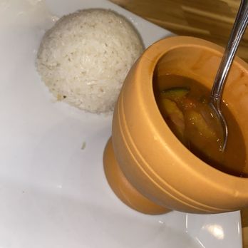 Sazon Y Pilon Kitchen & Bar - Side white rice and beans - Latin American Near Me - New City, New York