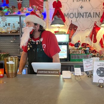 Main Mountain Bar & Motel - The friendliest Santa-tender ever!! - Cocktail Bars Near Me - Ludlow, Vermont Main Mountain Bar & Motel - The friendliest Santa-tender ever!! - Cocktail Bars Near Me - Ludlow, Vermont