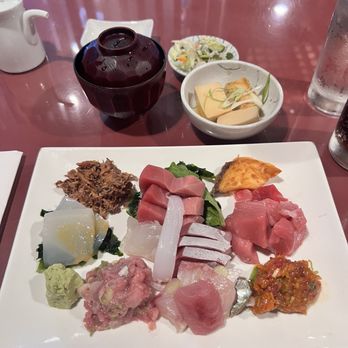 Sushi Gen - Sashimi Lunch - Sushi Bars Near Me - Los Angeles, California