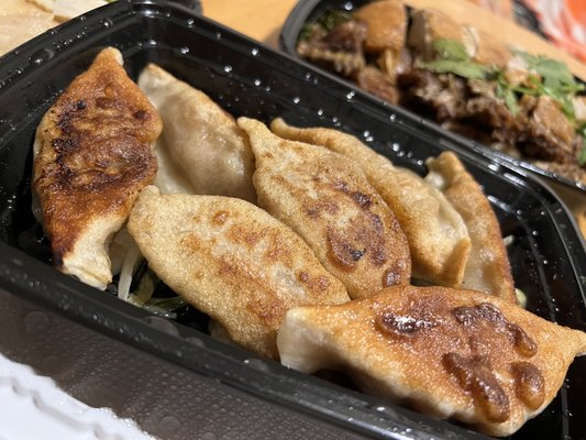 Dumpling Xuan by null