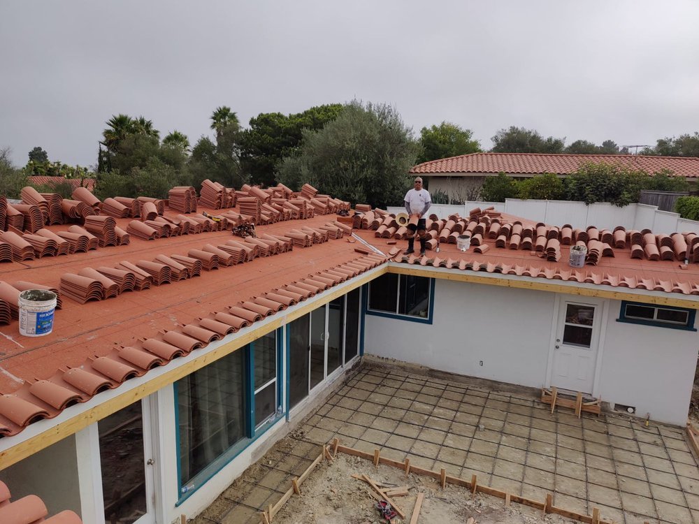 Slide of Johnson & Ramirez Roofing