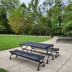 Harrison Park - Picnic tables and green space