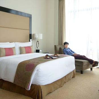 Fairmont Makati, Manila - Bedroom - Hotels Near Me - Makati, NCR
