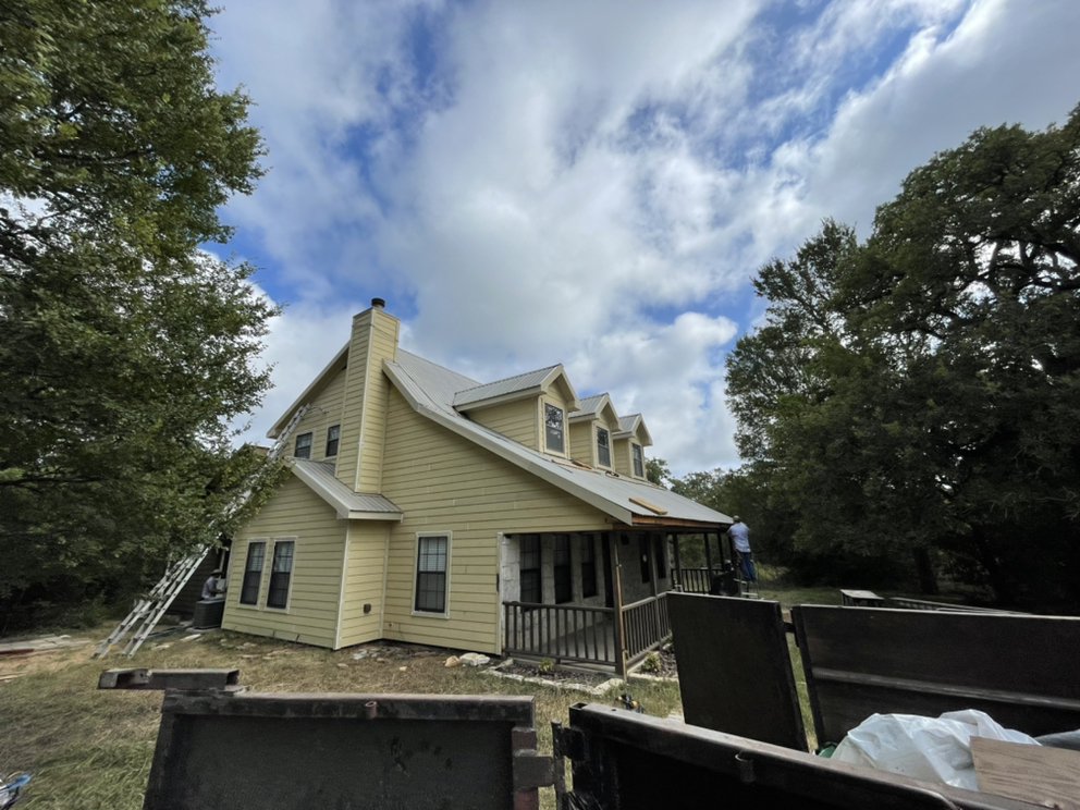 Slide of Kings Ranch Construction and Roofing