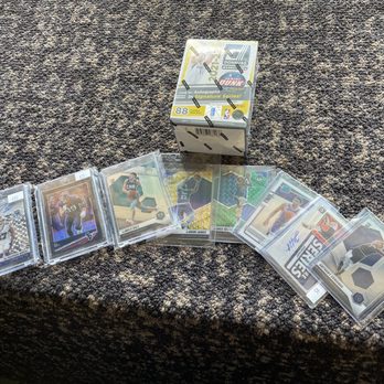 yoCARDs - Football and basketball card jackpot :) - Hobby Shops Near Me - Wailuku, Hawaii