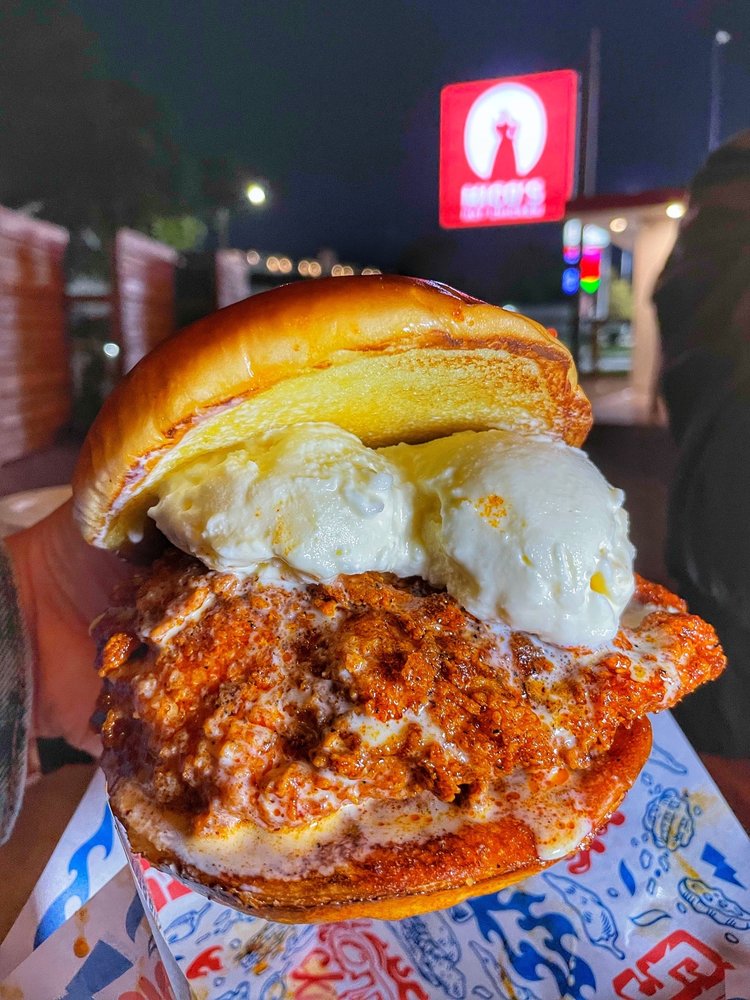 Mico’s Hot Chicken