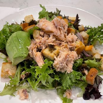 Pork & Pickle - Smoked Salmon Salad - Pubs Near Me - Dorval, Quebec Pork & Pickle - Smoked Salmon Salad - Pubs Near Me - Dorval, Quebec
