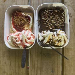 Strawberry Cheesecake (left) & Turtle (right)