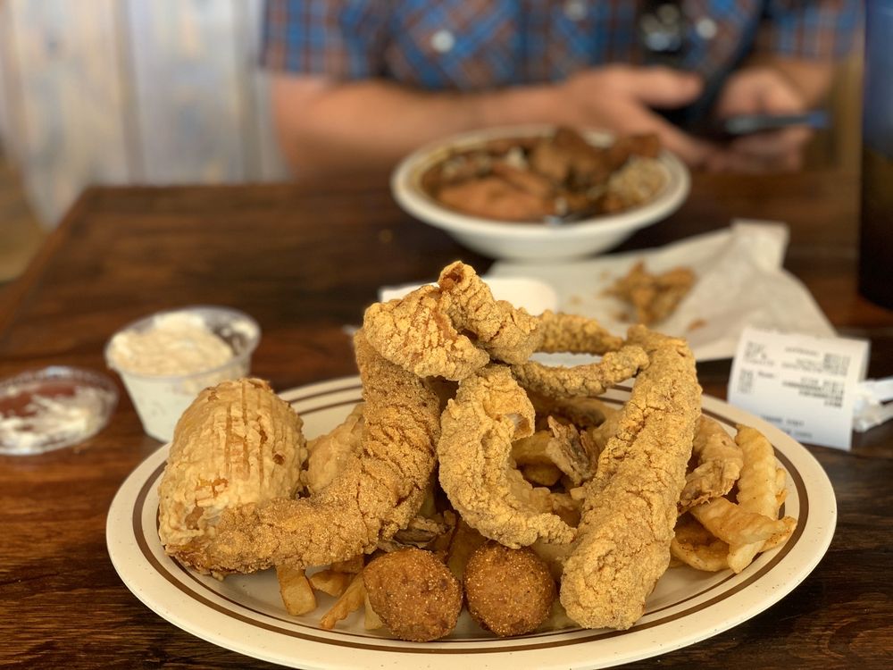 QUEBEDEAUX’S BOUDIN & CRACKLINS 166 Photos & 172 Reviews 3710