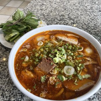 iPho - S1. Bún Bò Huế / Hue Style Spicy Thick Vermicelli Soup - Vietnamese Near Me - Inver Grove Heights, Minnesota iPho - S1. Bún Bò Huế / Hue Style Spicy Thick Vermicelli Soup - Vietnamese Near Me - Inver Grove Heights, Minnesota