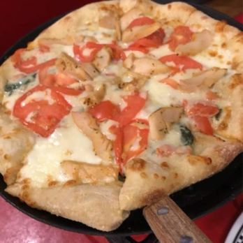Big Daddy's Pizzeria - . - Pizza Near Me - Gatlinburg, Tennessee