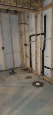 Ren Plumbing Logo