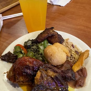 Jerk Hut Restaurant - Buffet Plate and Passion Fruit Lemonade - Caribbean Near Me - Tampa, Florida Jerk Hut Restaurant - Buffet Plate and Passion Fruit Lemonade - Caribbean Near Me - Tampa, Florida