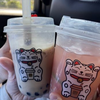 Spring Tea - Classic boba tea and strawberry yakult - Bubble Tea Near Me - Orlando, Florida