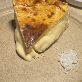 Ofício Restaurant - Basque cake - Portuguese Near Me - Lisbon, 11