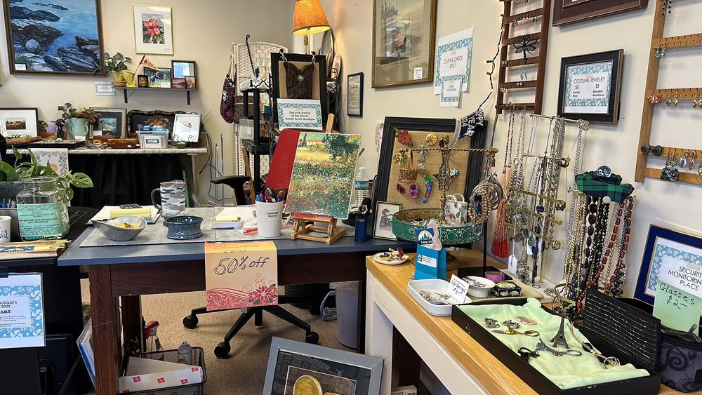 MY FAVORITE THRIFT BOUTIQUE 12 Photos 952 Post Rd, Wells, Maine Thrift Stores Phone