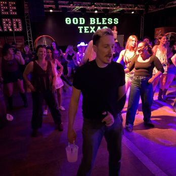 Moonshine Beach - Country Dance Halls Near Me - San Diego, California Moonshine Beach - Country Dance Halls Near Me - San Diego, California