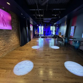 Altavida - Rumba Live Entertainment (2nd Flr) - Cocktail Bars Near Me - Naperville, Illinois