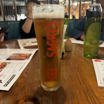 Nando's - Sagres - Fast Food Near Me - London, XGL Nando's - Sagres - Fast Food Near Me - London, XGL