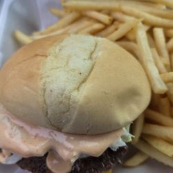 Happy's Drive-In - Huge!