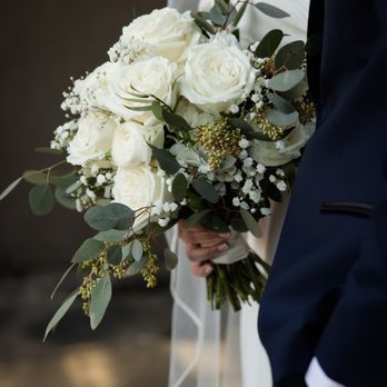 Avery Willow Designs - Floral Designers Near Me