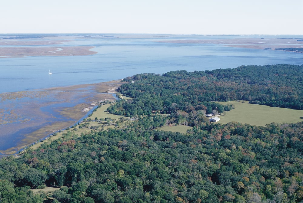 COOSAW POINT LLC Updated July 2024 20 The Horseshoe, Beaufort