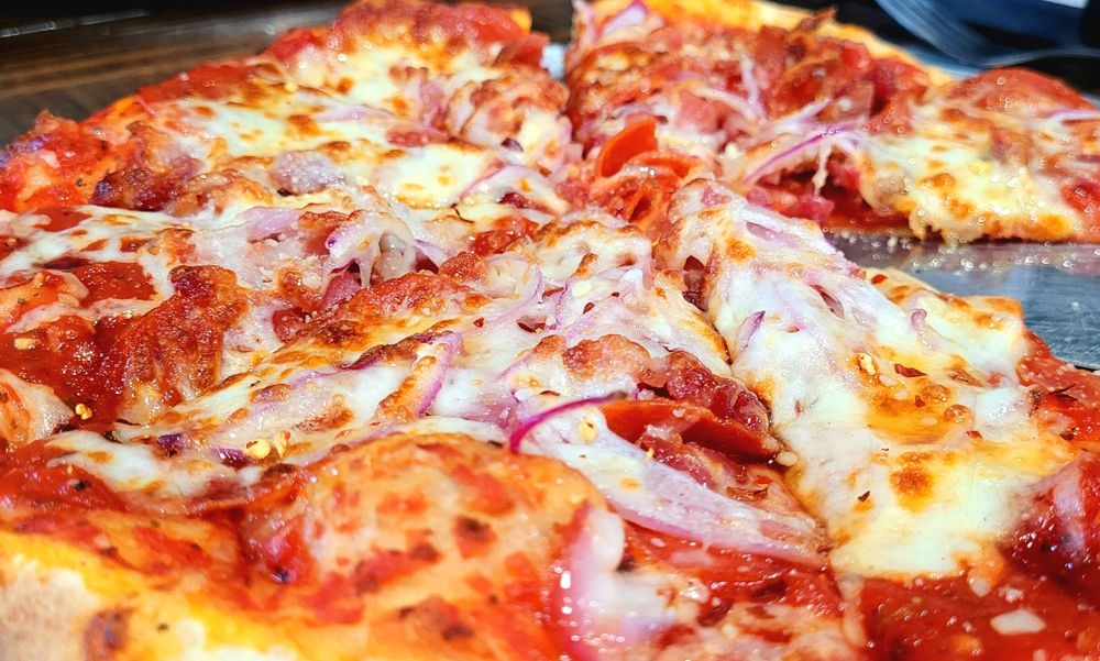 The Falls Pizza Company Logo