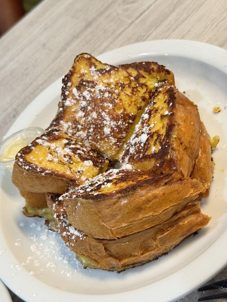 Loaded Cafe Restaurants Gardena