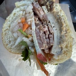 Banh mi dac biet