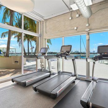 Mirador 1200 - Mirador North Gym - Apartments Near Me - Miami Beach, Florida Mirador 1200 - Mirador North Gym - Apartments Near Me - Miami Beach, Florida