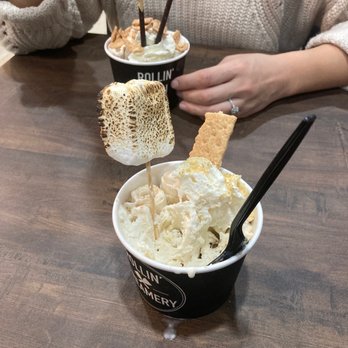 Rollin Creamery - Smores and cinnamon toast crunch - Ice Cream & Frozen Yogurt Near Me - Bakersfield, California