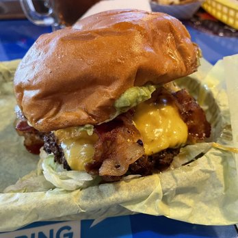 Blue Sky Texas - Guacamole Cheeseburger with Bacon - Burgers Near Me - Abilene, Texas Blue Sky Texas - Guacamole Cheeseburger with Bacon - Burgers Near Me - Abilene, Texas