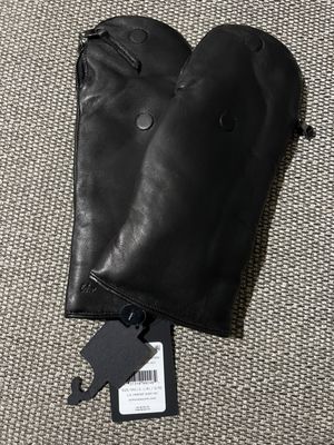 Bloomie's by Bloomingdale's by null