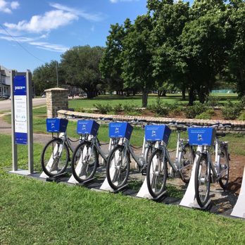 Lafayette Park - Pace station - Parks Near Me - Norfolk, Virginia