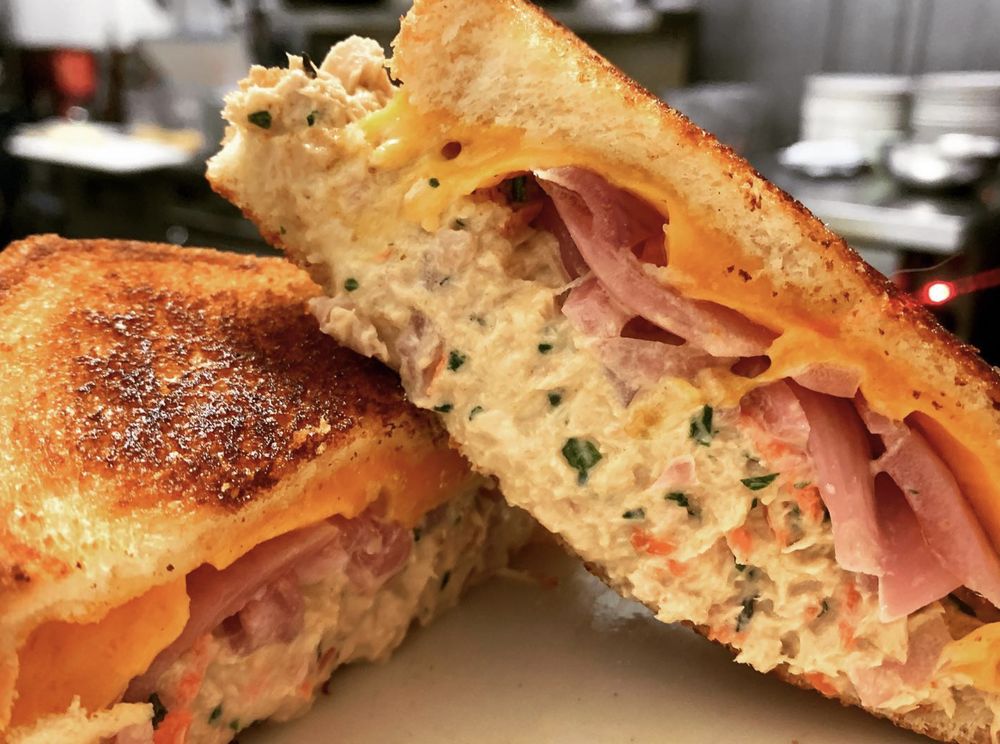 Bumblebee Bistro Logo