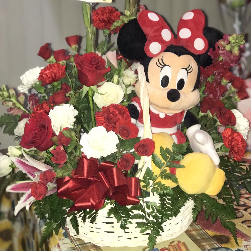 Flower arrangement Flower arrangement