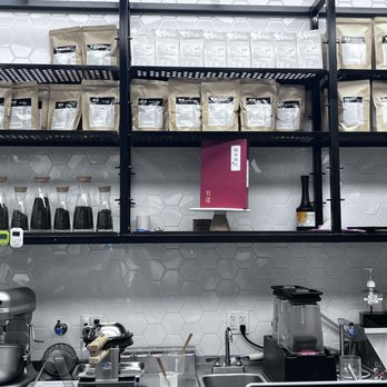 Tsaocaa - Plenty of loose leaf tea options - Bubble Tea Near Me - Indianapolis, Indiana
