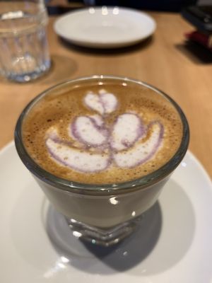 Café Kuya by null