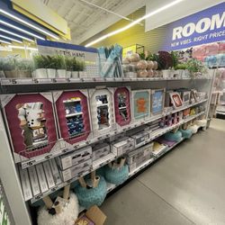 Five Below