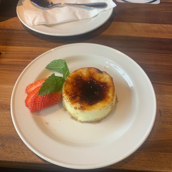 Yard House - Mini Cheesecake Brûlée - Vegetarian Near Me - Gaithersburg, Maryland Yard House - Mini Cheesecake Brûlée - Vegetarian Near Me - Gaithersburg, Maryland