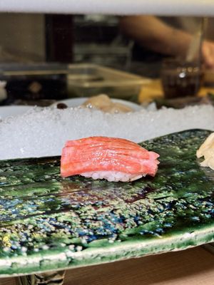 Sushi Hiroyoshi by null