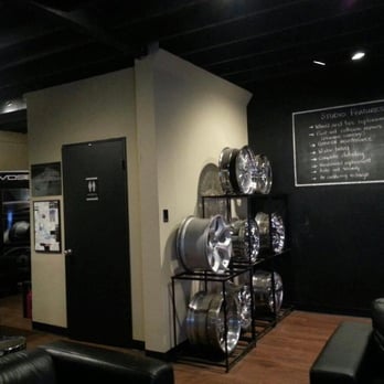 Vosier Autosport - Very cozy and comfortable waiting room. Warm/cold beverages and a clean sanitized washroom for customers - Auto Detailing Near Me - Pickering, Ontario Vosier Autosport - Very cozy and comfortable waiting room. Warm/cold beverages and a clean sanitized washroom for customers - Auto Detailing Near Me - Pickering, Ontario