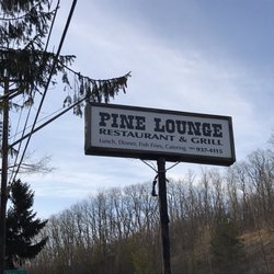 Pine Lounge