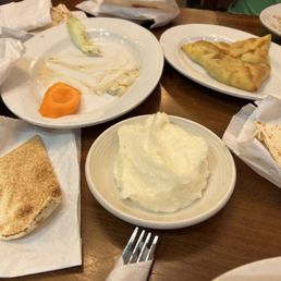 Toum with Pita, Spinach Pie, Hummus Veggie Plate Toum with Pita, Spinach Pie, Hummus Veggie Plate